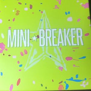 Jeffree star cosmetics mini breaker